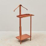 1583 6068 VALET STAND